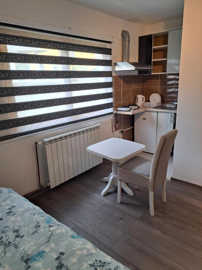 Apartments Neyla SJJ Eksteriør billede